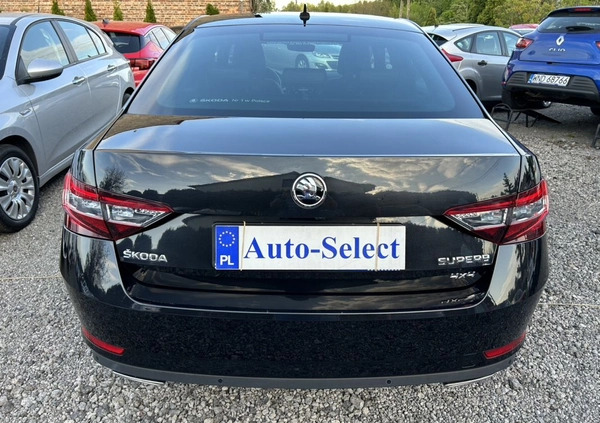 Skoda Superb cena 102200 przebieg: 235000, rok produkcji 2019 z Krzepice małe 781